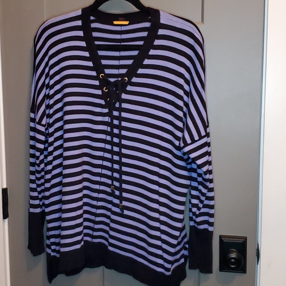 Dana Buchman brand blouse size XL